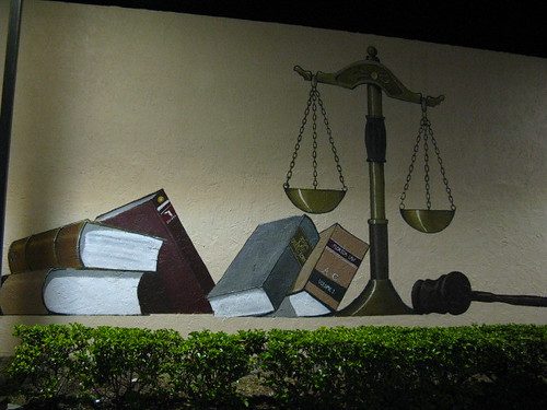 Can an AI Lawyer Replace a Real One?, AI explainer